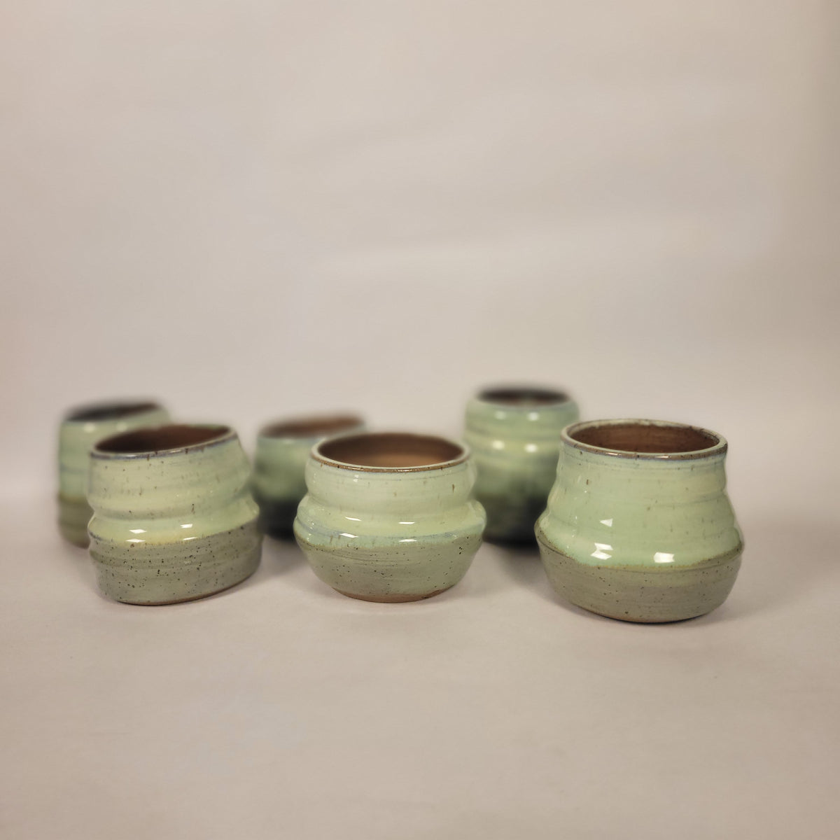 Green Two-Toned Pot (with Drainage Hole)