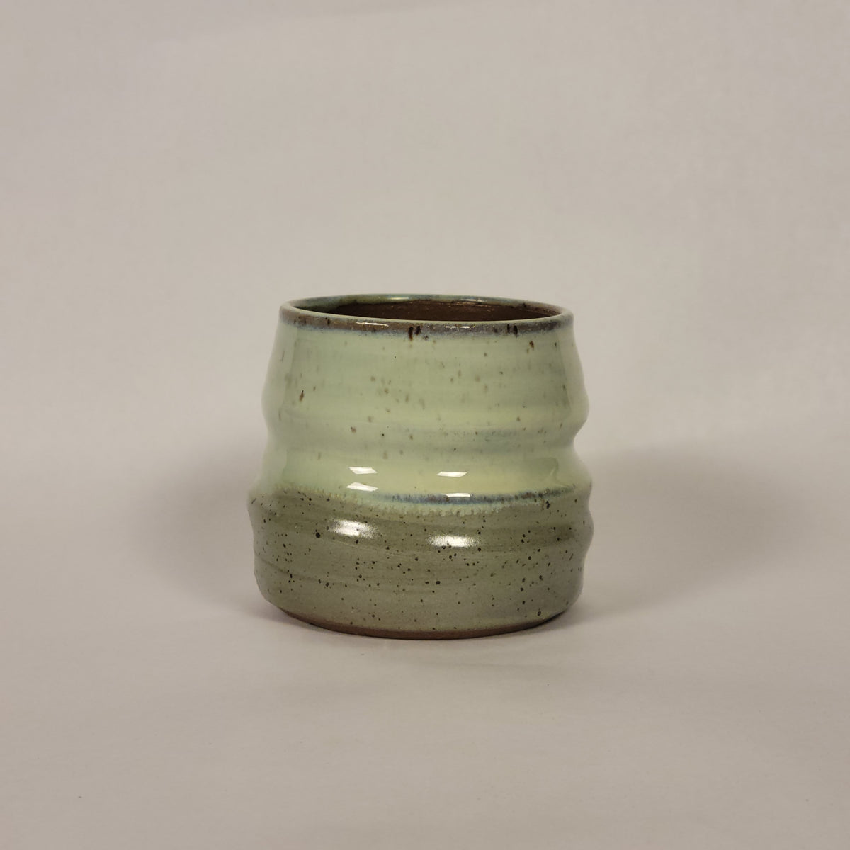 Green Two-Toned Pot (with Drainage Hole)