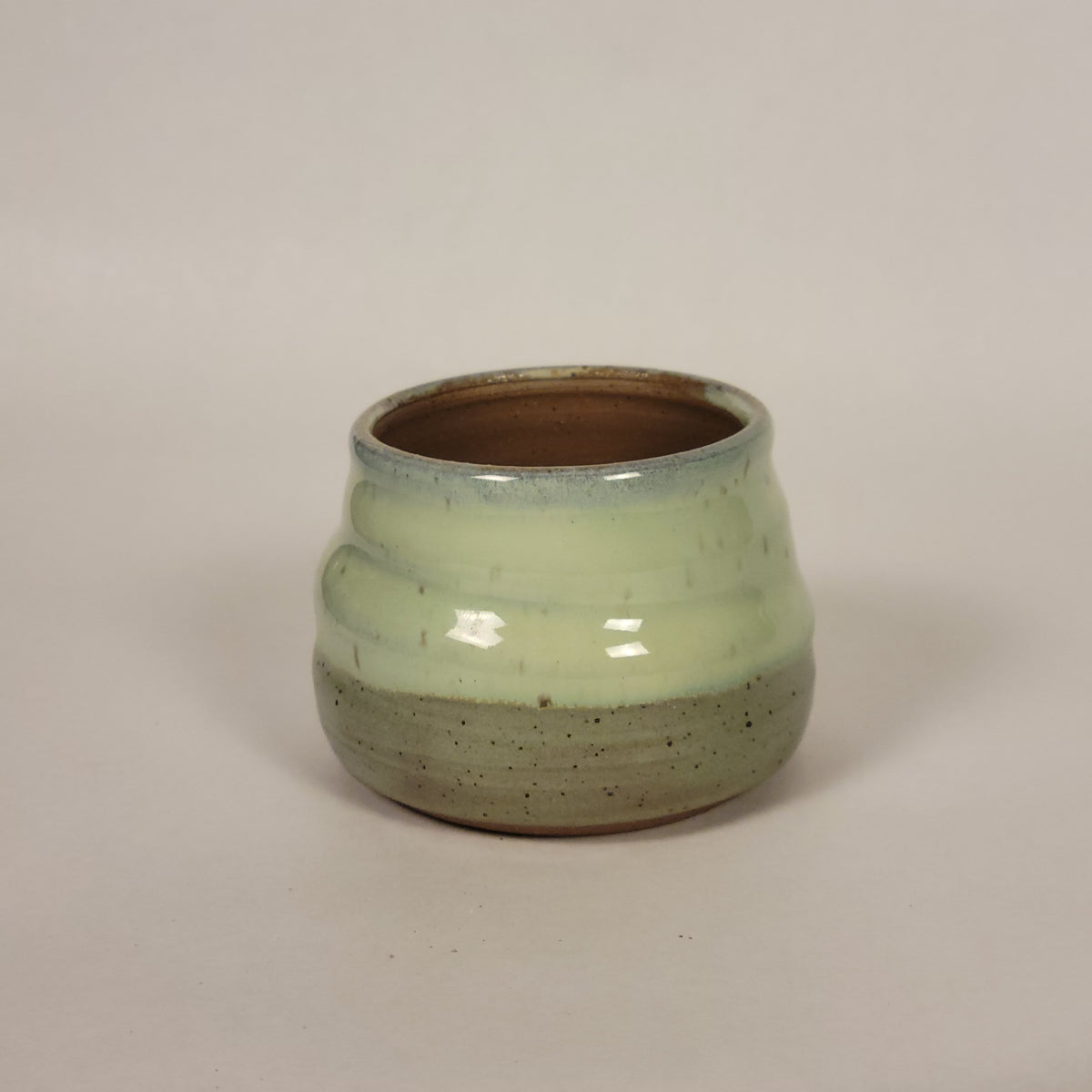 Green Two-Toned Pot (with Drainage Hole)